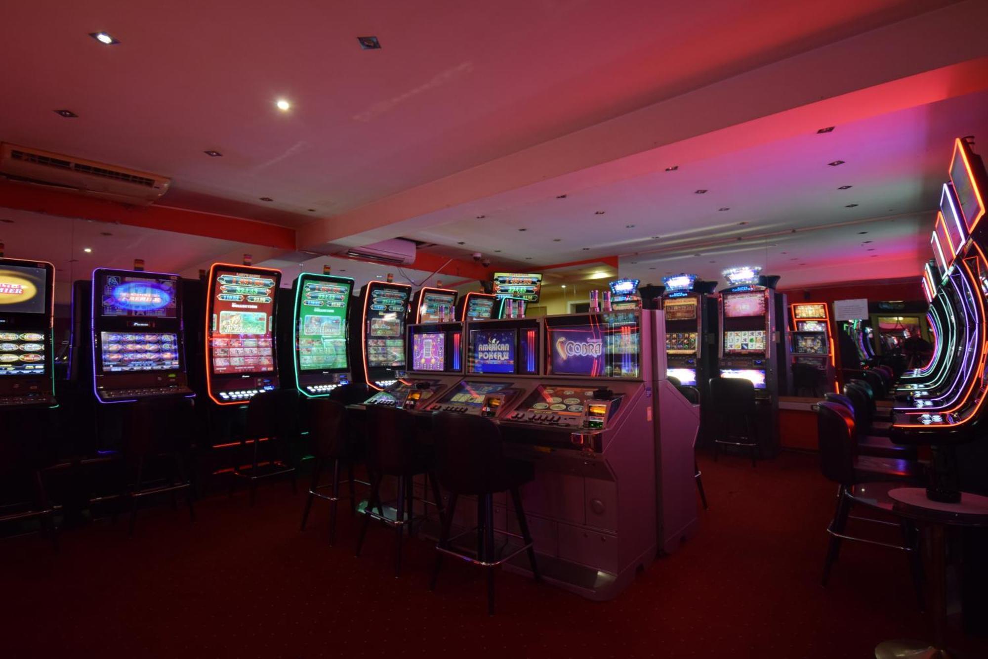 Hotel Zephyr - Plovanija Buje Kültér fotó